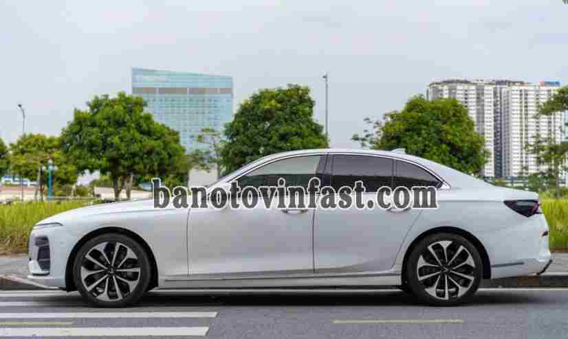 Bán xe VinFast Lux A 2.0 Premium 2.0 AT sx 2019 - giá rẻ