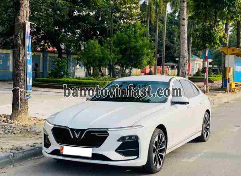 Bán xe VinFast Lux A 2.0 Premium 2.0 AT sx 2019 - giá rẻ