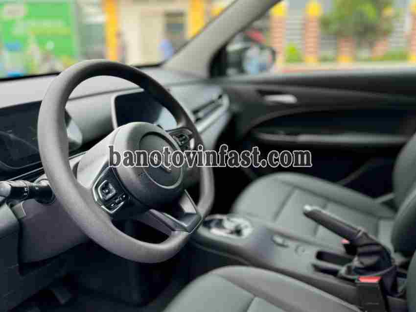 VinFast VF5 Plus model 2024, Suv