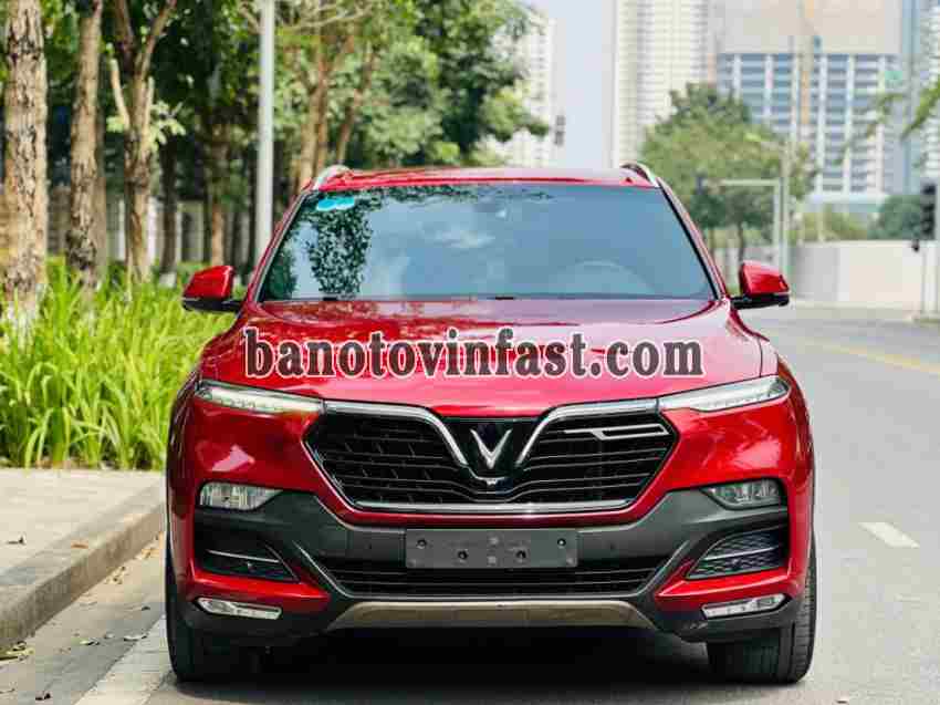 Cần bán xe VinFast Lux SA 2.0 Premium 2.0 AT màu Đỏ 2019