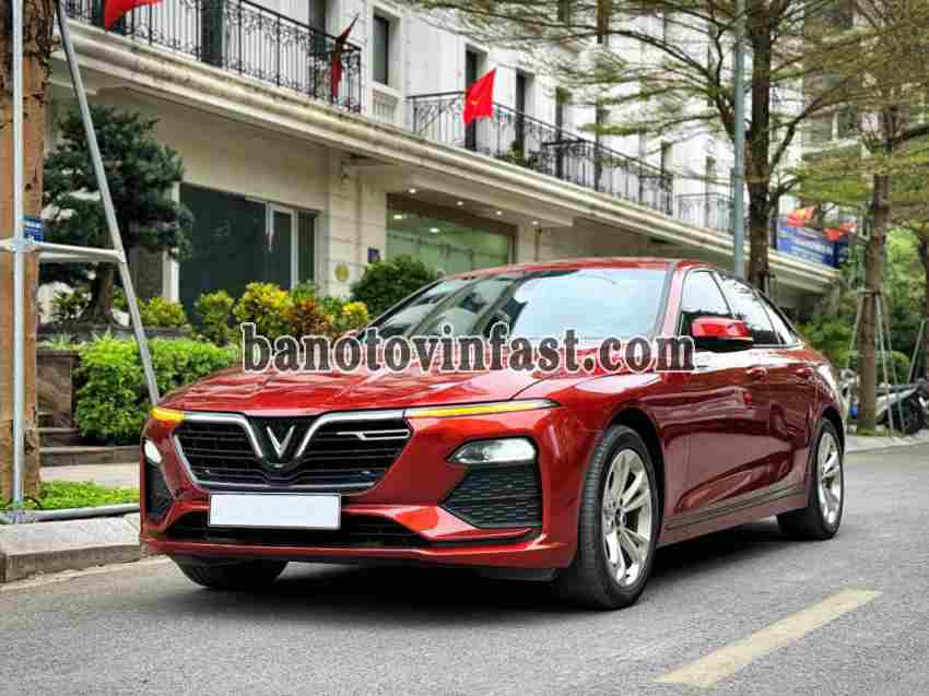 Cần bán xe VinFast Lux A 2.0 2.0 AT màu Đỏ 2021