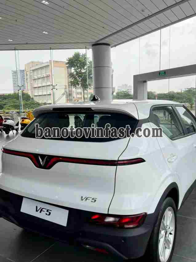 VinFast VF5 Plus năm 2024