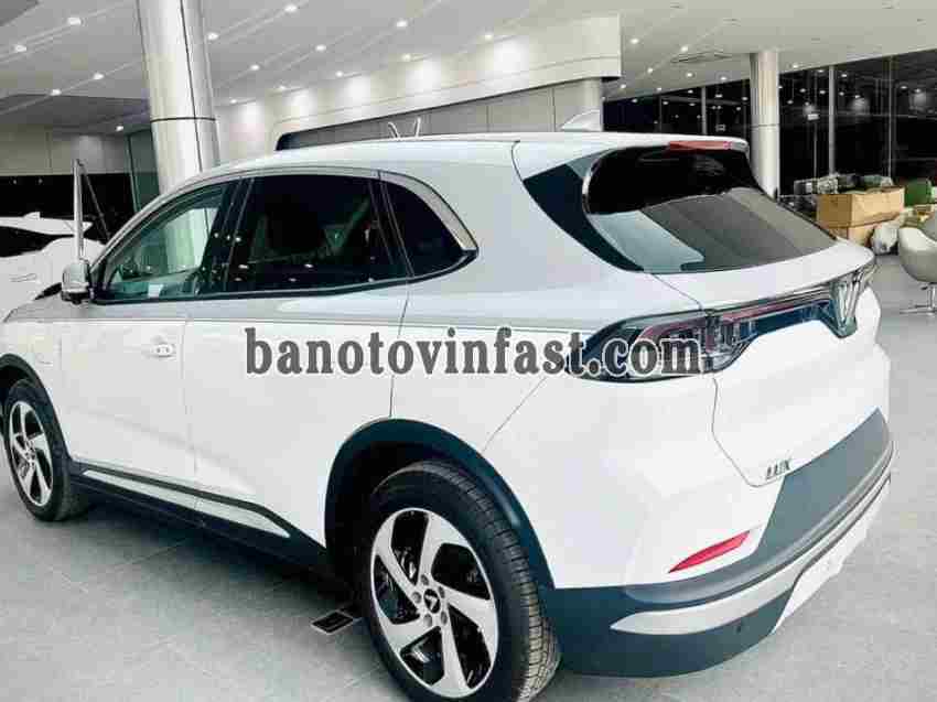 Cần bán VinFast VF8 Lux Xe điện 2024 màu Trắng