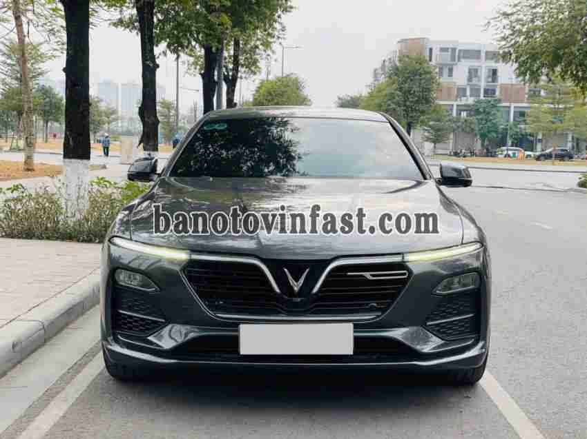 Cần bán gấp VinFast Lux A 2.0 Premium 2.0 AT 2019 - Xe đẹp - Giá tốt