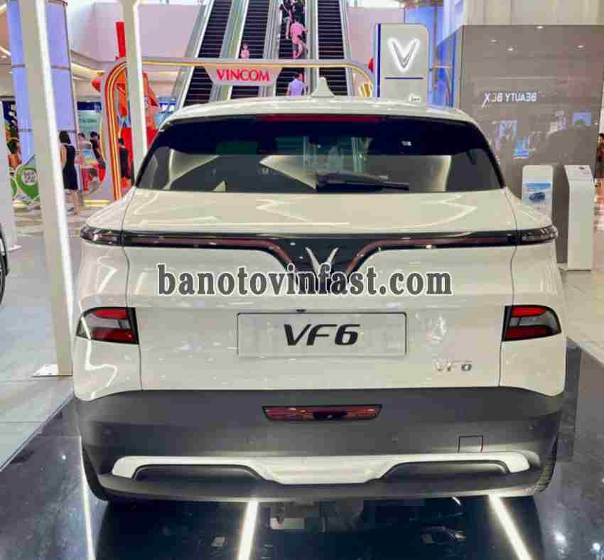 VinFast VF6 Plus Trắng sx 2025