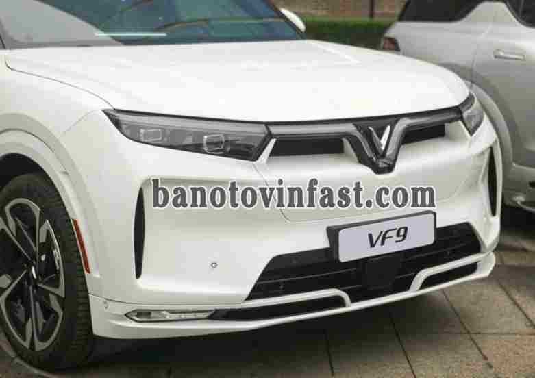 Bán xe VinFast VF9 Plus màu Trắng 2025