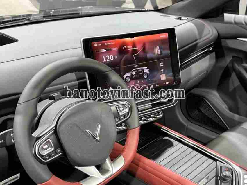 VinFast VF7 Plus sản xuất 2025 giá tốt