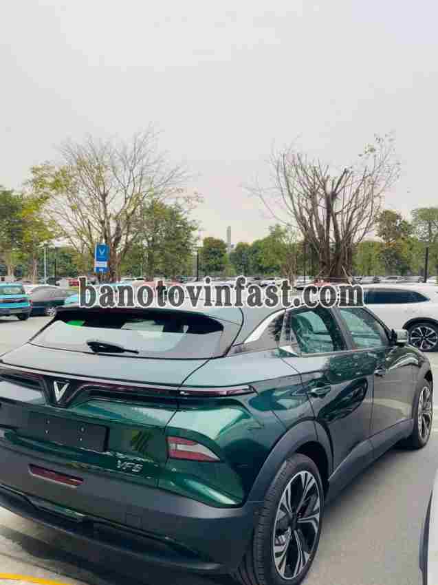 Bán xe VinFast VF6 Plus 2025, màu Xanh