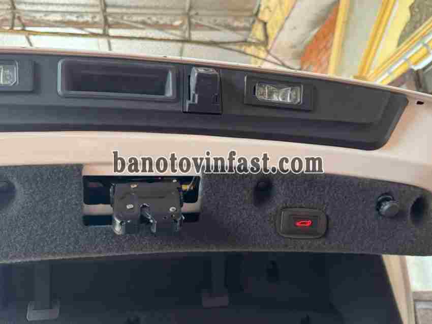 Cần bán VinFast Lux A 2.0 2.0 AT 2021, xe đẹp giá rẻ bất ngờ
