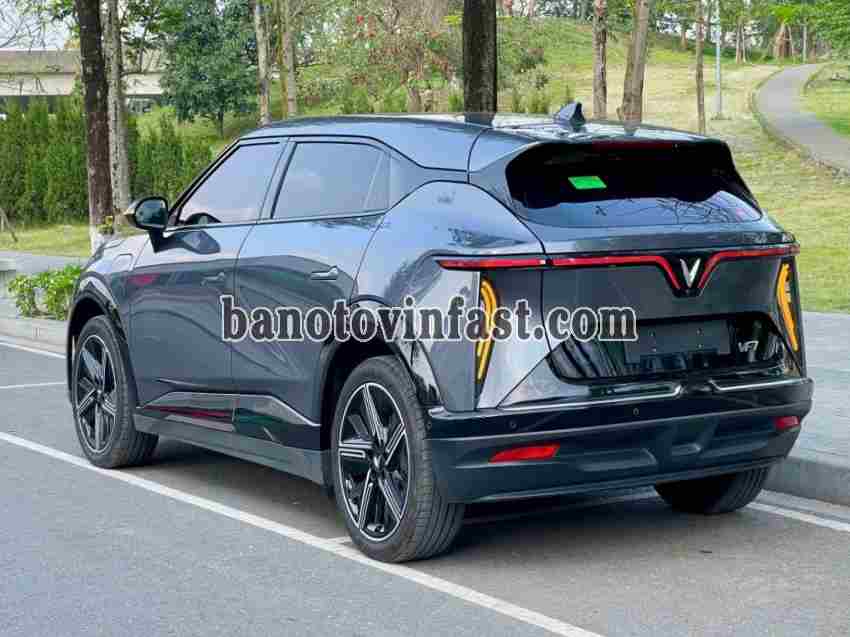 VinFast VF7 2024 Suv màu Xám