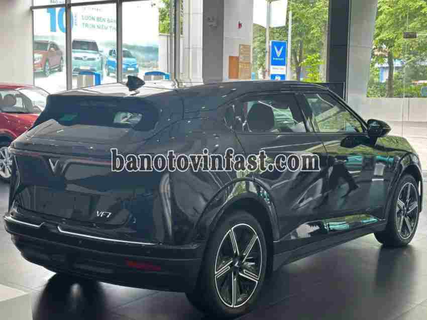 Bán xe VinFast VF7 Plus màu Đen 2025