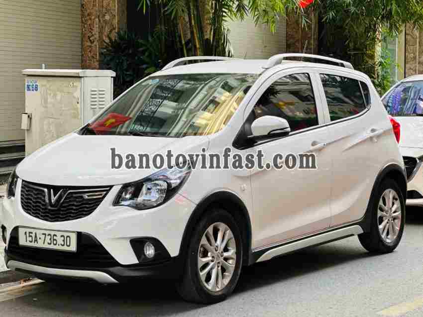 Cần bán xe VinFast Fadil 1.4 AT màu Trắng 2021