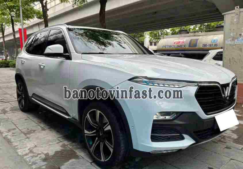 VinFast Lux SA 2.0 Premium 2.0 AT 2021 - Giá tốt