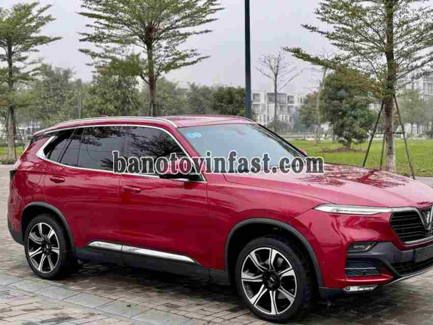 Cần bán gấp VinFast Lux SA 2.0 Premium 2.0 AT đời 2019, màu Đỏ