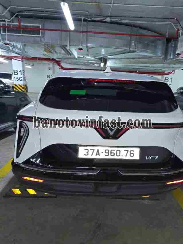 VinFast VF7 Plus 2024 Xe điện đẹp long lanh