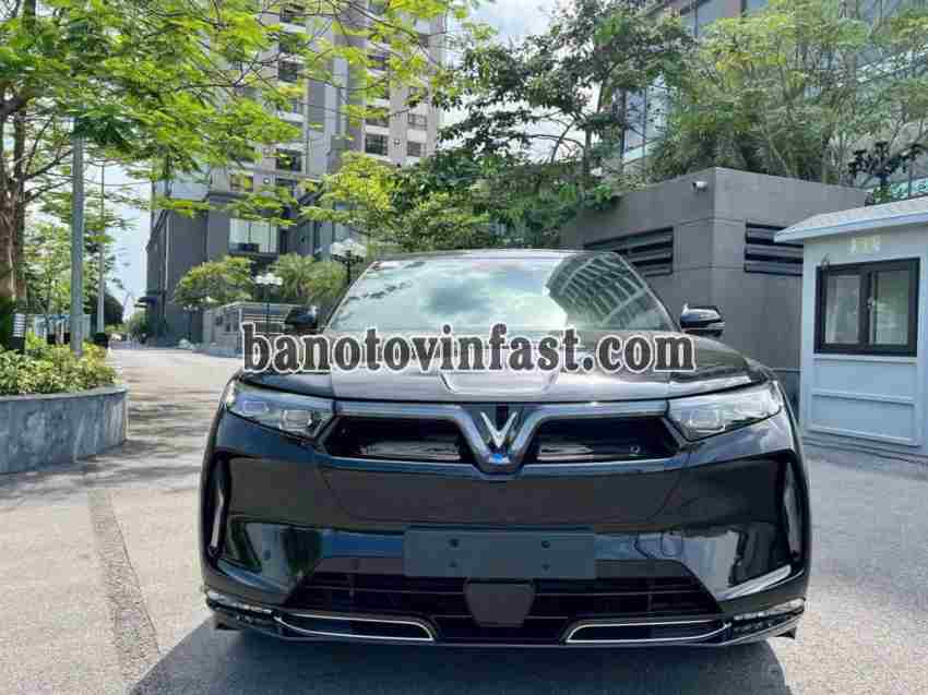 Cần bán gấp xe VinFast VF9 Eco năm 2024, màu Đen, Số tự động