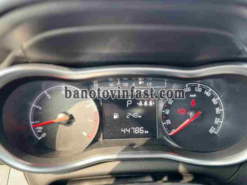 Bán VinFast Fadil Tiêu chuẩn 1.4 AT, màu Trắng, Máy xăng, 2022