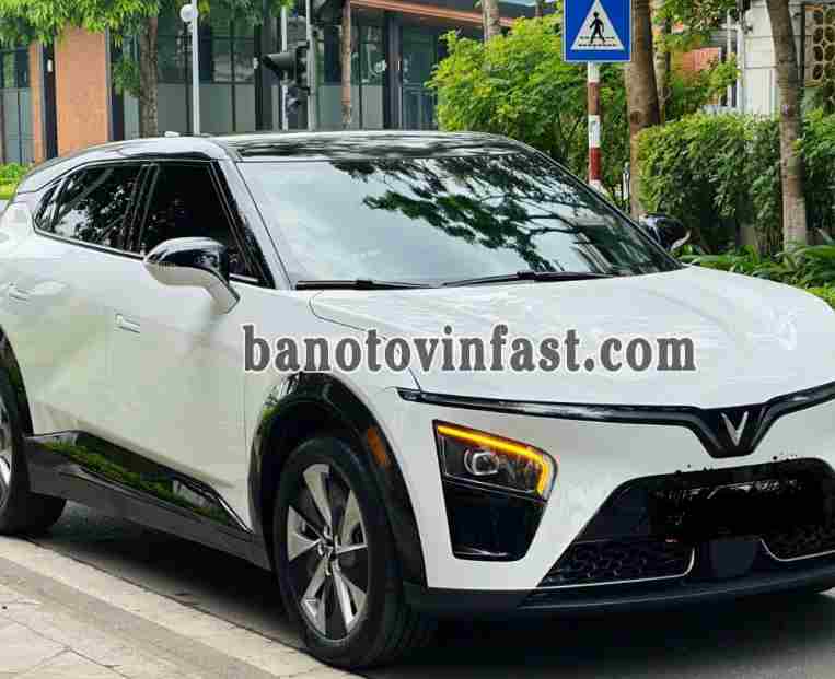Cần bán xe VinFast VF7 Eco 2025 Số tự động