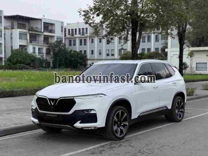 Cần bán gấp VinFast Lux SA 2.0 Premium 2.0 AT 2019 - Xe đẹp - Giá tốt