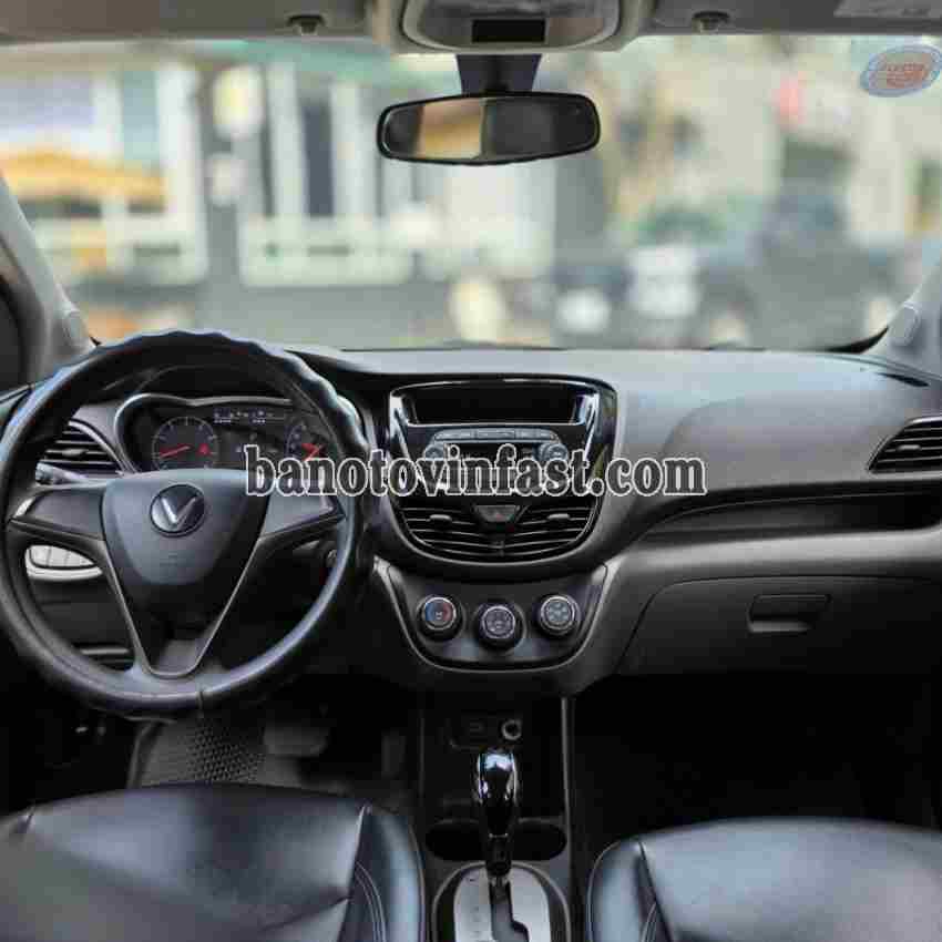 Cần bán gấp xe VinFast Fadil 1.4 AT 2020 màu Trắng