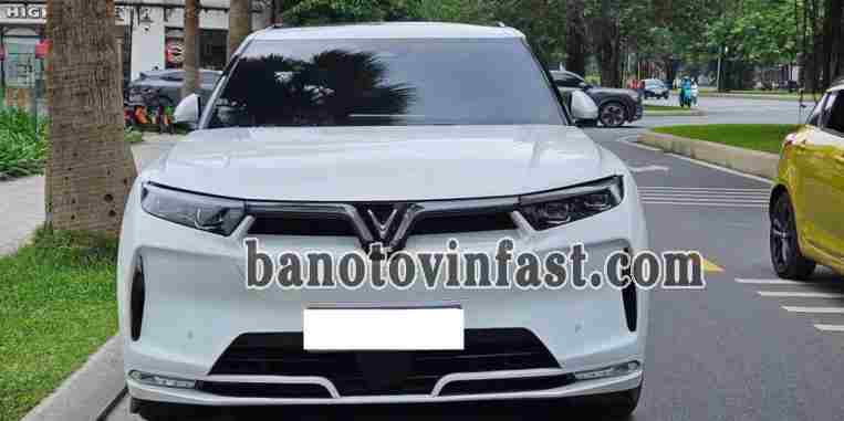 Cần bán gấp VinFast VF9 Plus đời 2023, màu Trắng
