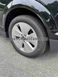 VinFast VF7 Eco 2025