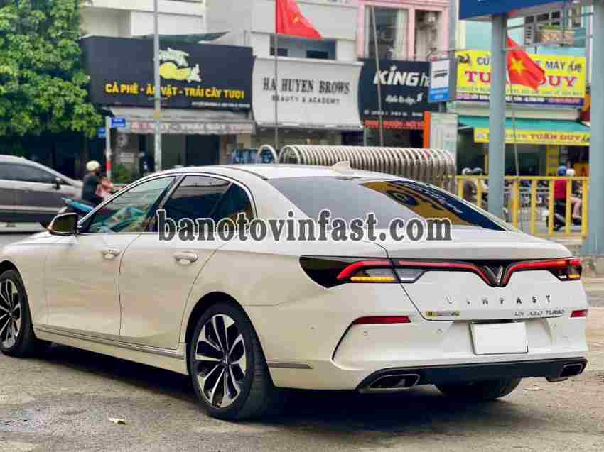Cần bán gấp VinFast Lux A 2.0 Premium 2.0 AT 2021 - Xe đẹp - Giá tốt