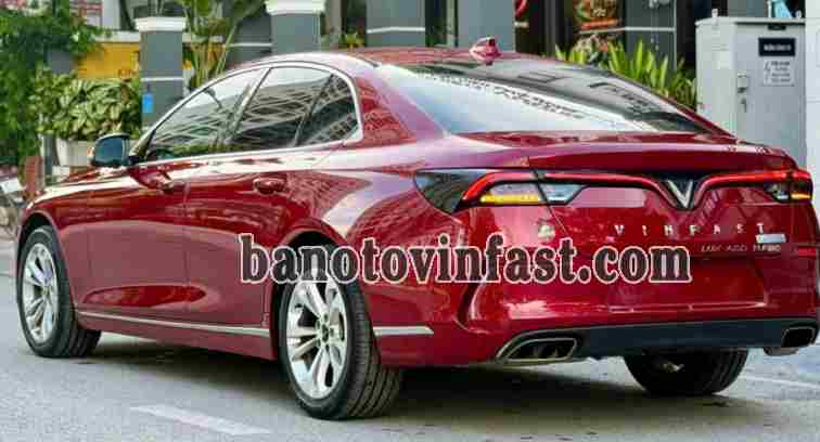 Cần bán gấp xe VinFast Lux A 2.0 Plus 2.0 AT 2020 màu Đỏ