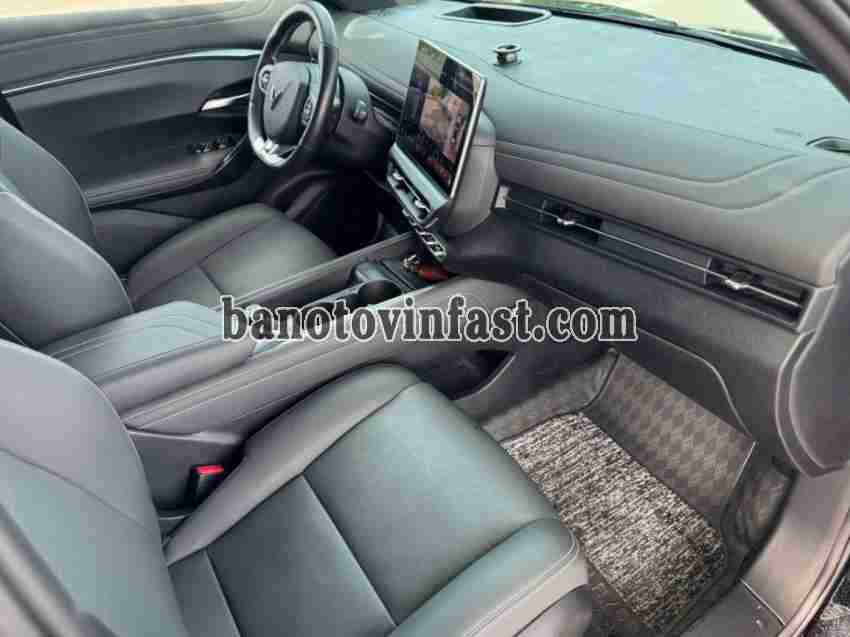 Cần bán VinFast VF7 Plus 2024, xe đẹp giá rẻ bất ngờ