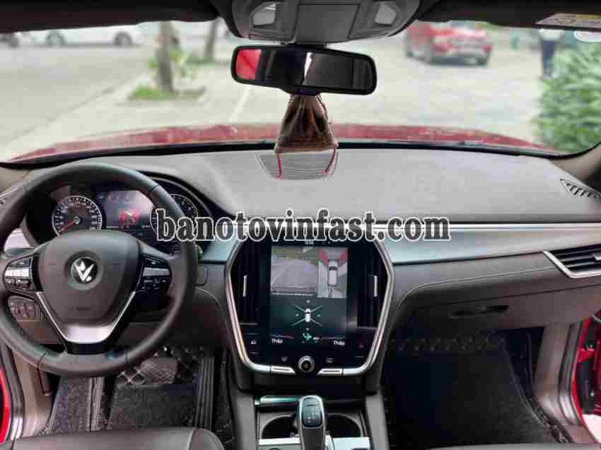 Cần bán xe VinFast Lux SA 2.0 Premium 2.0 AT 2021, xe đẹp