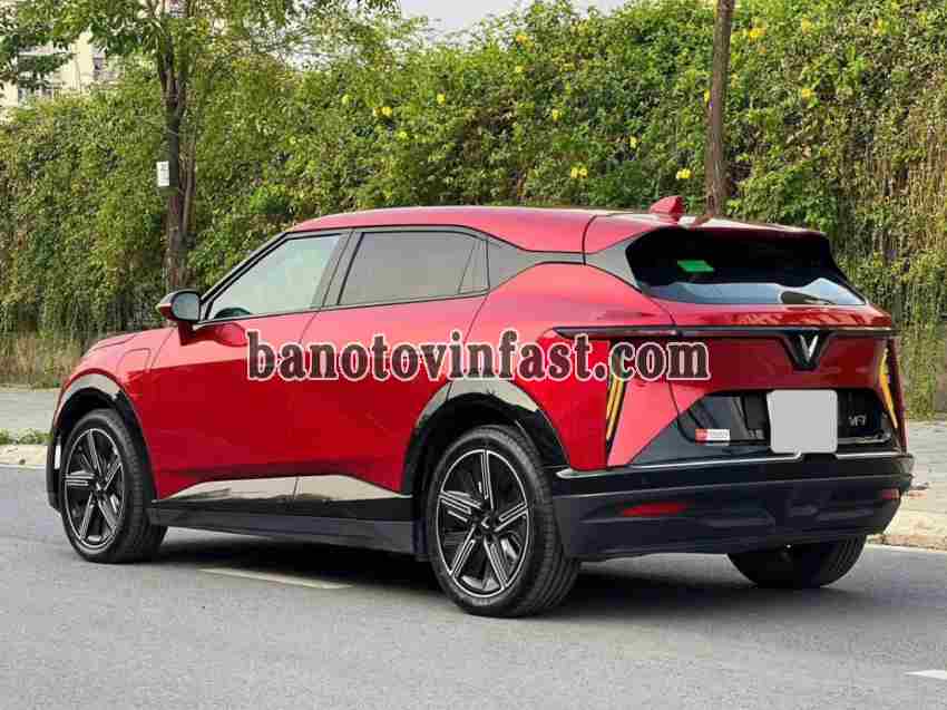 Cần bán VinFast VF7 Plus đời 2024