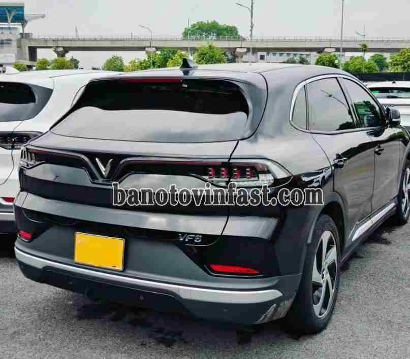 Cần bán xe VinFast VF8 Eco năm 2023 màu Đen cực đẹp