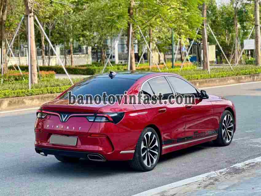 Cần bán nhanh VinFast Lux A 2.0 Premium 2.0 AT 2021 cực đẹp