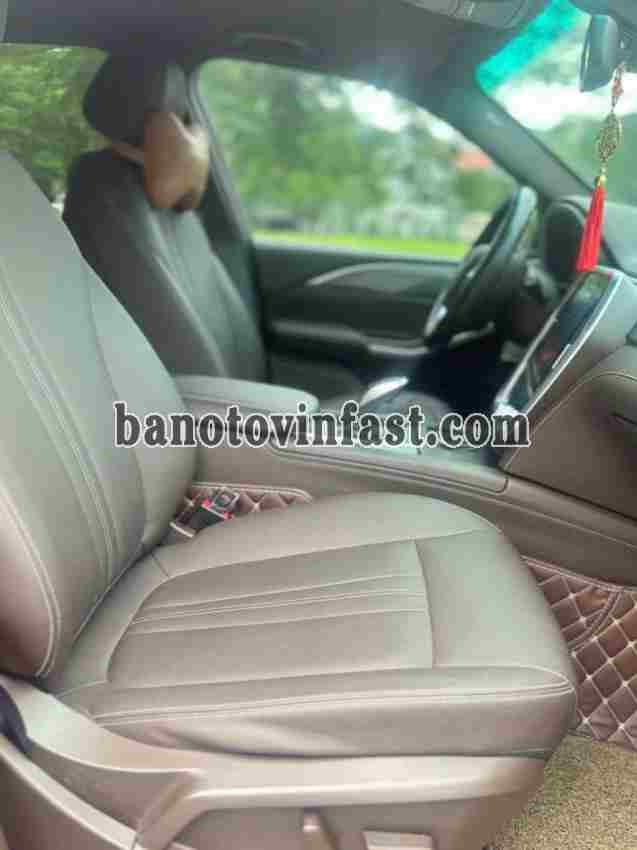 Cần bán VinFast Lux SA 2.0 Plus 2.0 AT 2019, xe đẹp giá rẻ bất ngờ