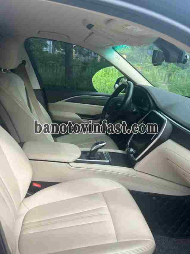 Cần bán VinFast Lux SA 2.0 Premium 2.0 AT Máy xăng 2021 màu Đen