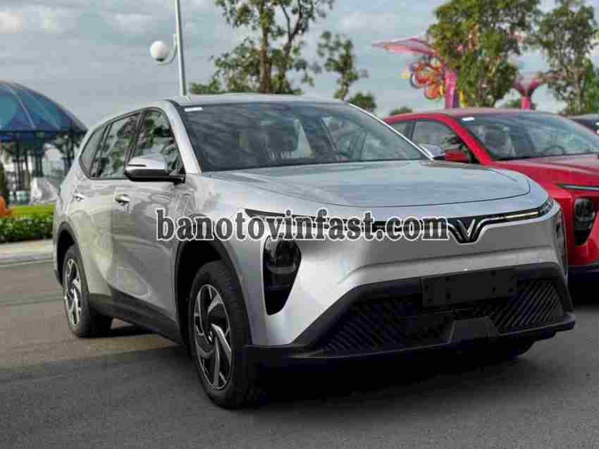 VinFast Limo Green AT 2025 Bạc