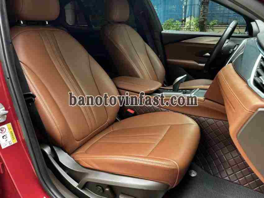 Bán VinFast Lux A 2.0 Premium 2.0 AT, màu Đỏ, Máy xăng, 2021