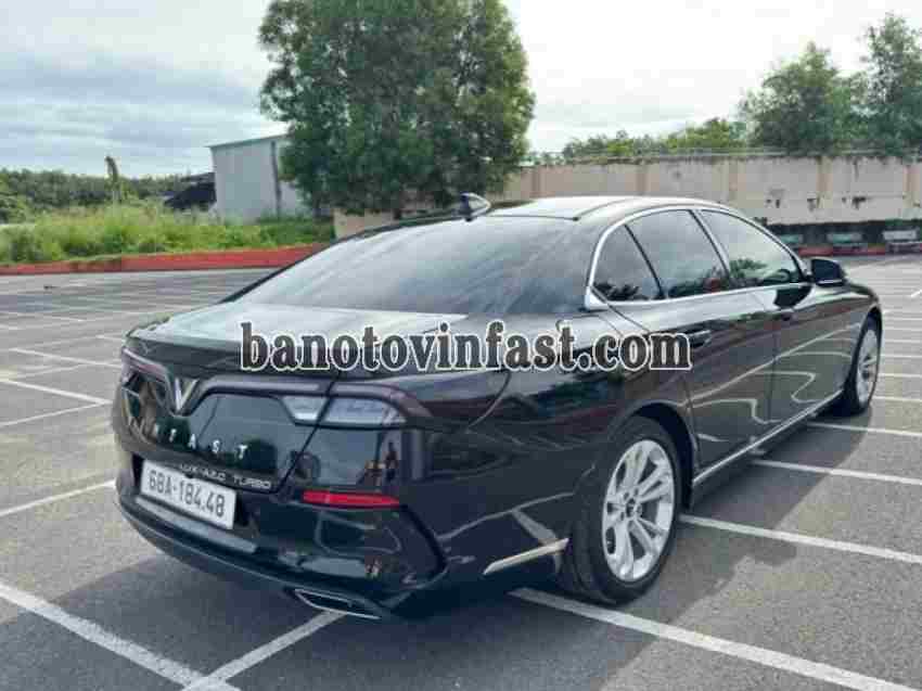 Cần bán VinFast Lux A 2.0 Plus 2.0 AT Máy xăng 2020 màu Đen