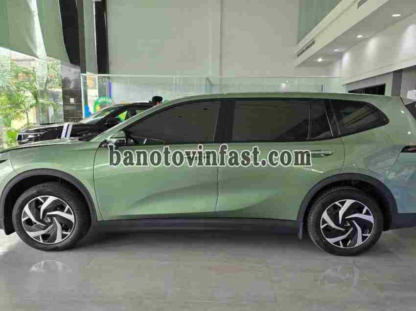 VinFast Limo Green AT 2025 Xanh