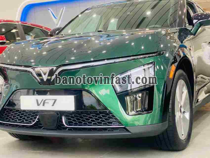 VinFast VF7 Eco Số tự động màu Xanh 2025