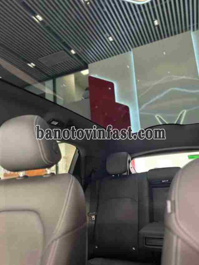 Xe chất - Giá tốt VinFast VF7 Plus 2025