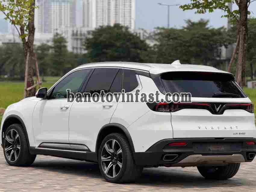 VinFast Lux SA 2.0 Premium 2.0 AT 2021 giá cực tốt