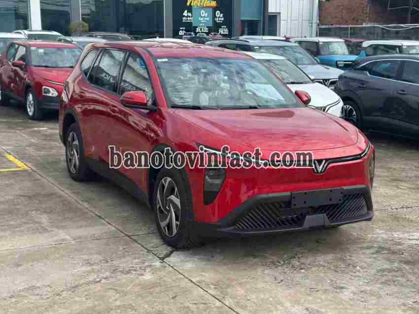 VinFast Limo Green AT sx 2025 mới kính kong