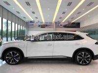 Bán xe VinFast VF8 Plus AWD đời 2025, màu Trắng, giá cạnh tranh