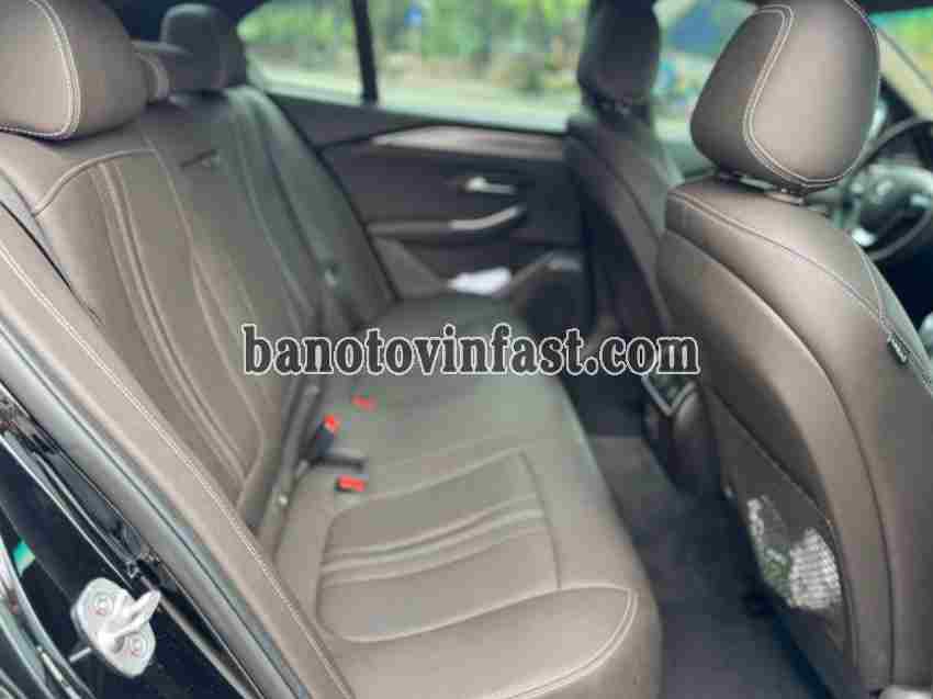 Cần bán gấp VinFast Lux A 2.0 Base 2.0 AT đời 2021, màu Đen