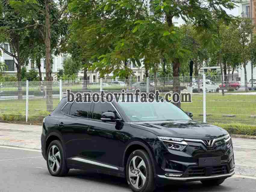 Cần bán nhanh VinFast VF8 Eco AWD 2023 cực đẹp