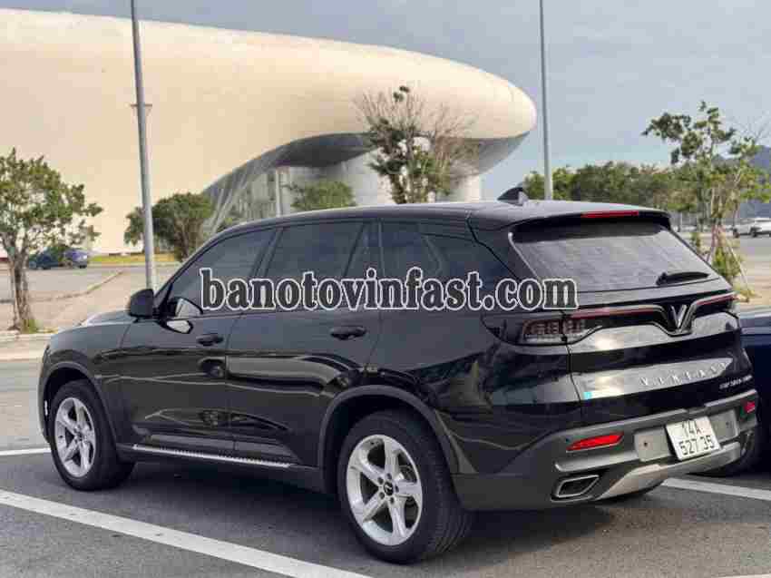 VinFast Lux SA 2.0 Base 2.0 AT model 2020 xe chuẩn hết ý