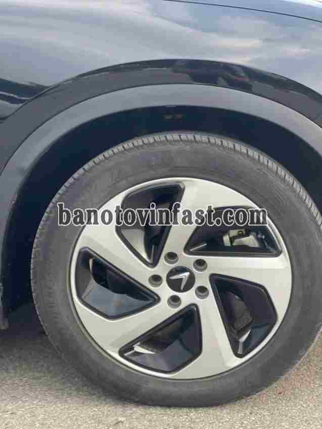 VinFast VF8 Eco AWD model 2023 xe chuẩn hết ý