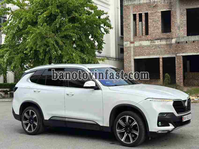 Cần bán gấp VinFast Lux SA 2.0 Premium 2.0 AT năm 2021 giá cực tốt