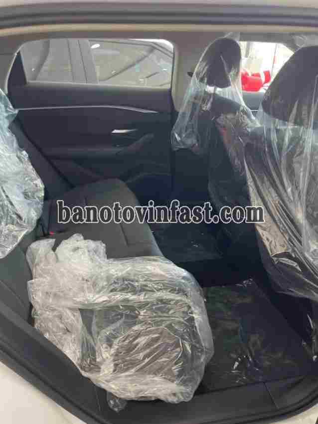 VinFast VF7 Eco Trắng sx 2025